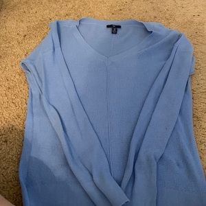Gap sweater